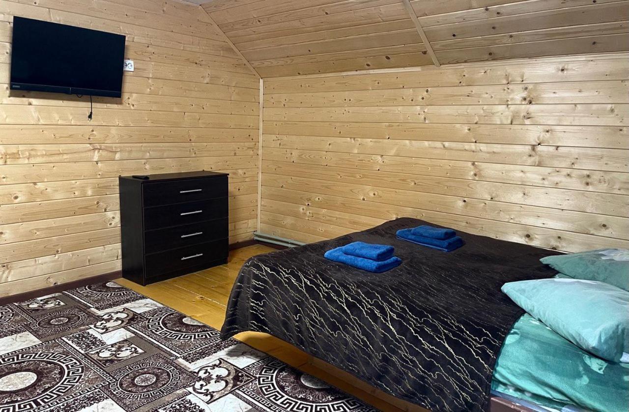Карпатський Котедж Karpatian Cottage Vorochta Rum bild