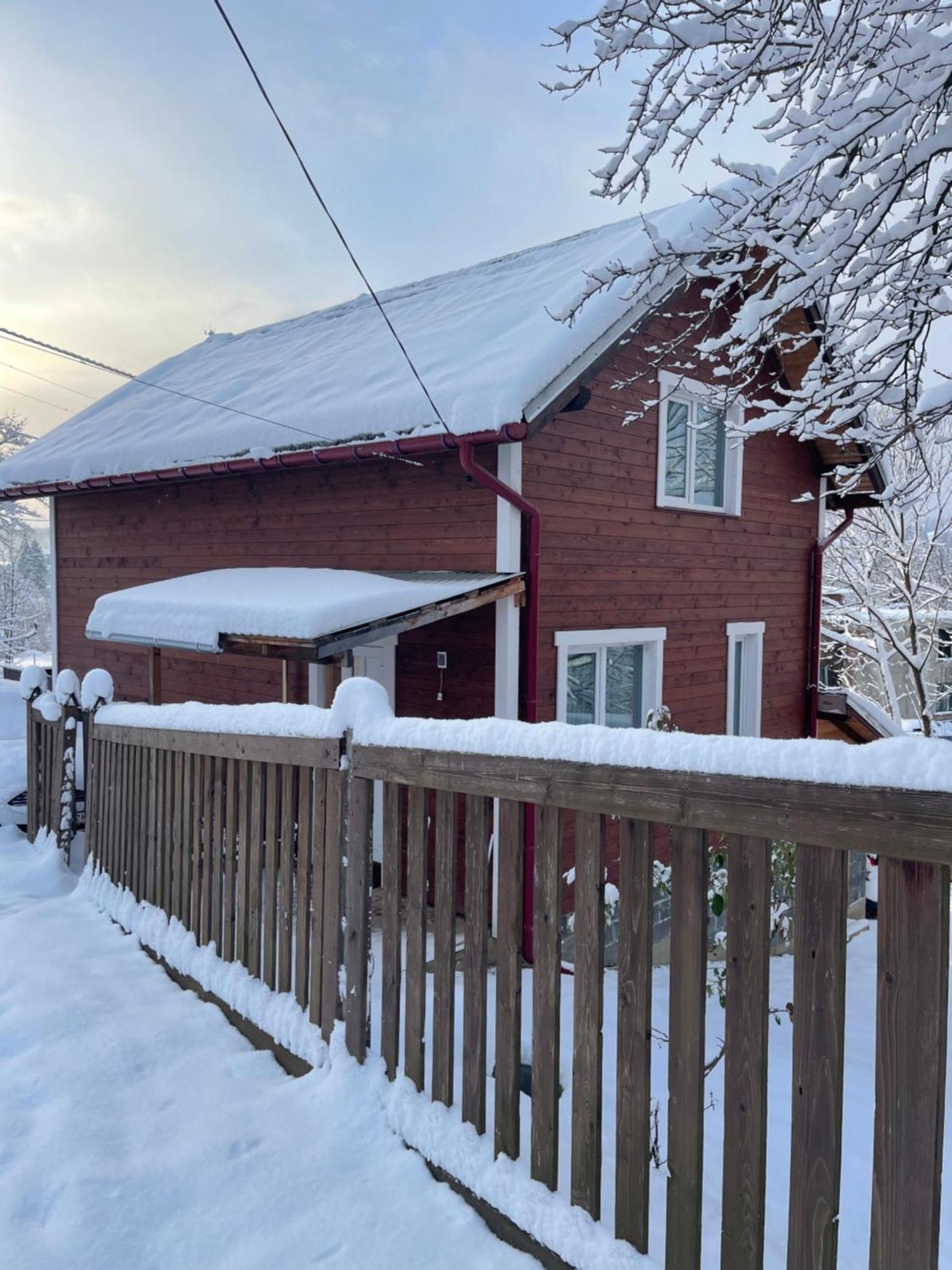 Карпатський Котедж Karpatian Cottage Vorochta Exteriör bild
